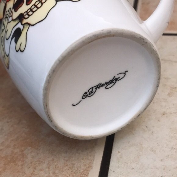 Ed hardy love kills slowly mug - Picture 7 of 7